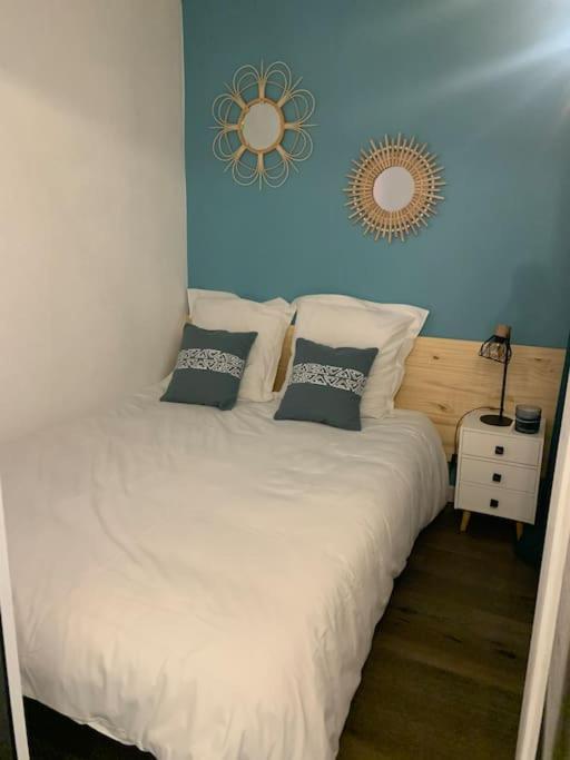 Chaleureux Appartement Face Au Port Sta Lucia, Tout A Pieds, Wifi Saint-Raphael  Exterior photo